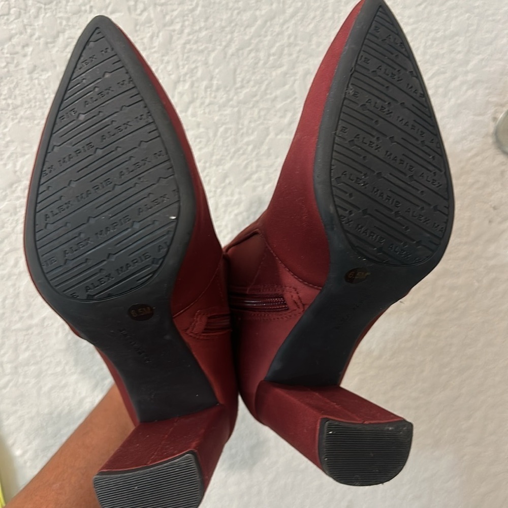 Alex Marie healed ankle bootie size 6.5 - Picture 8 of 8